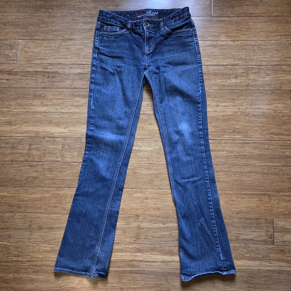 2L Tommy Hilfiger Low Rise Dark Wash Bootcut Freedom Jeans